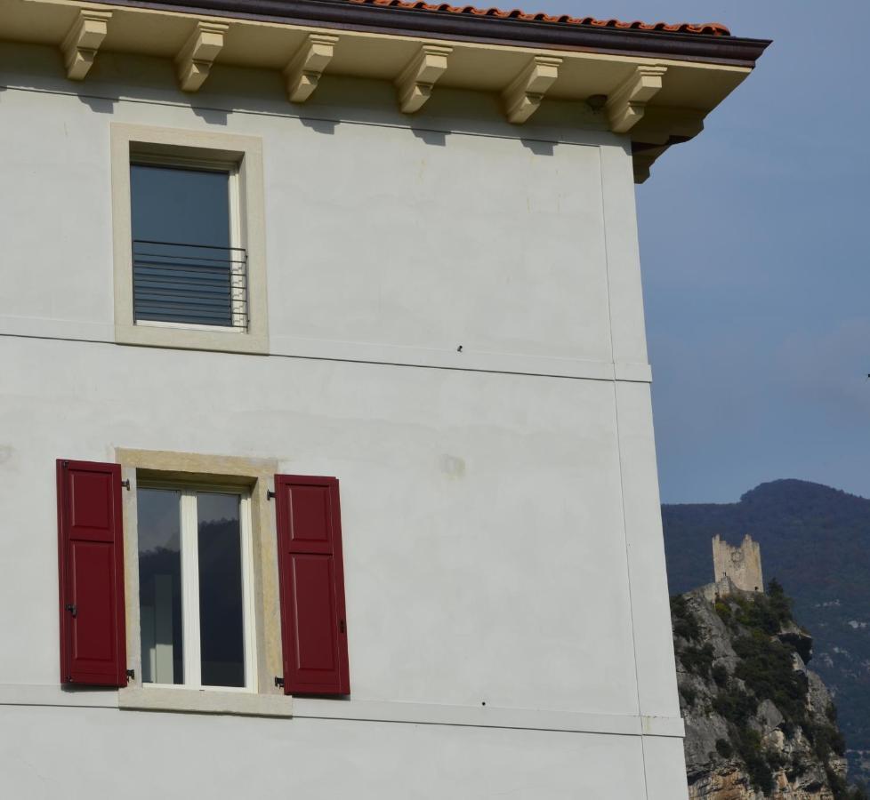 Palazzo Oltre Apartment Arco Exterior foto